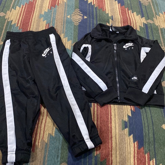 3t nike sweatsuit